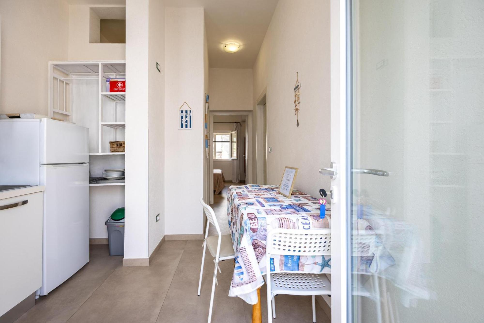 La Casa Di Zia Dedera Lejlighed Torre Santa Sabina Eksteriør billede