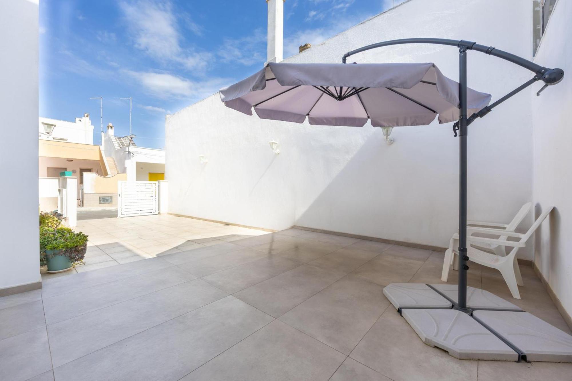 La Casa Di Zia Dedera Lejlighed Torre Santa Sabina Eksteriør billede